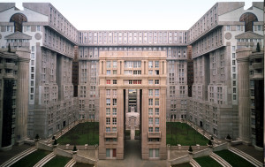 Les_Espaces_Abraxas_Marne_la_Valle_Paris_France_Ricardo_Bofill_Taller_Arquitectura_12